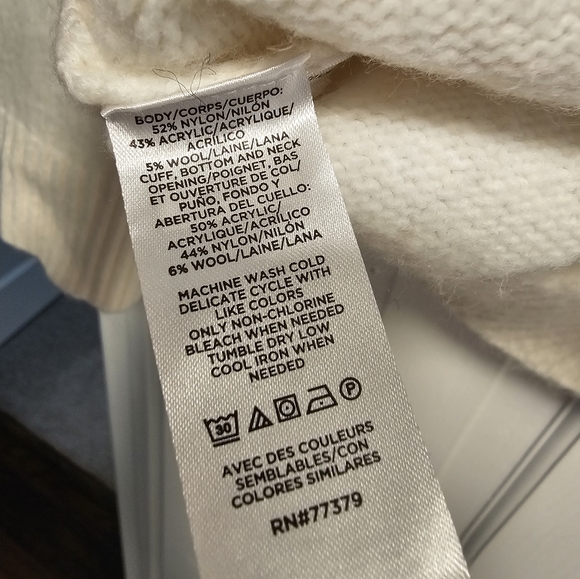 Ann Taylor sweater - Picture 5 of 7